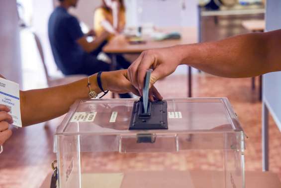 [GROS PLAN] Élections législatives : quels sont les enjeux ?