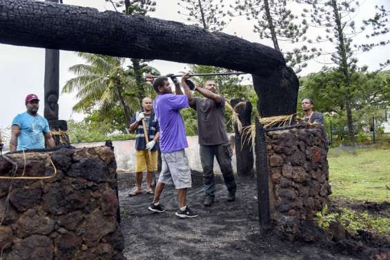 La grande case du Sénat renaît de ses cendres