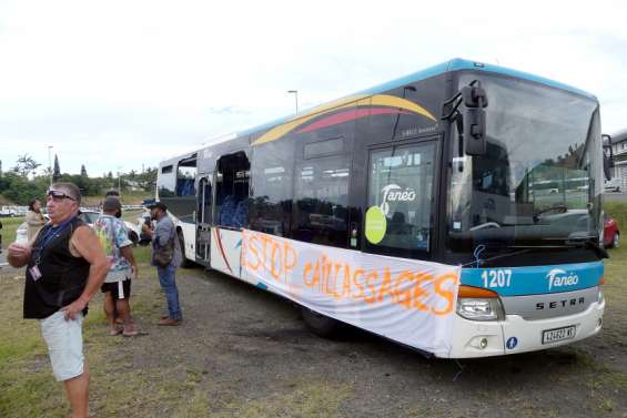 Mont-Dore : la suspension des lignes Carsud prolongée jusqu’à lundi