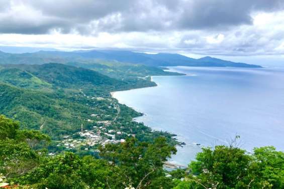 Un automobiliste grièvement blessé  à Poindimié