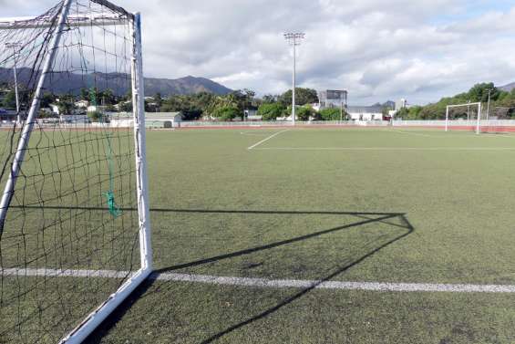28 millions accordés à la rénovation du stade de football Victorin-Boewa, à Boulari
