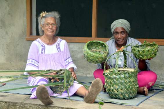 Ponérihouen : des marchés ont fleuri sur la route