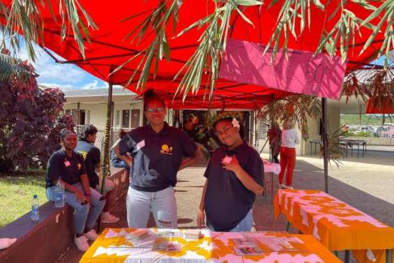 Cantines à l'unisson débarque au lycée Dick-Ukeiwë