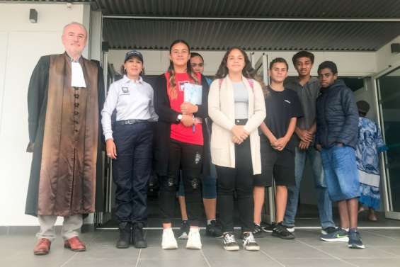 Des collégiens à la découverte de la machine judiciaire