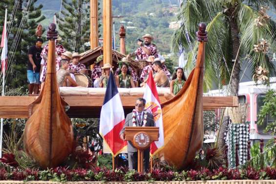 Fête de l'autonomie : une pirogue pour 