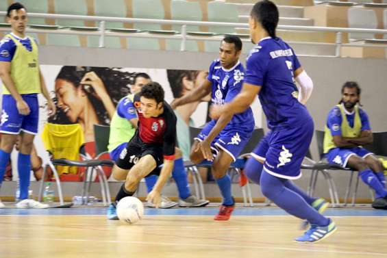 Futsal : Ferrand conserve la tête de la Super Ligue