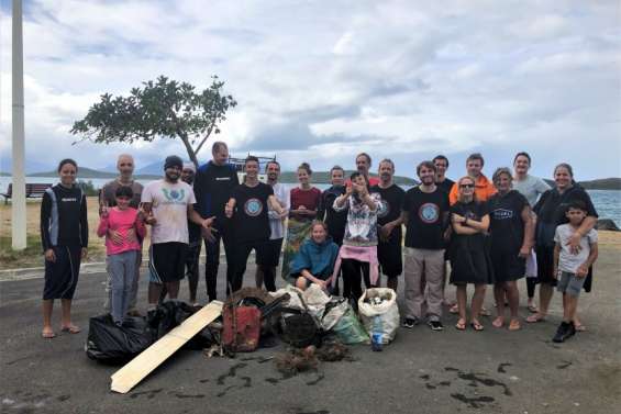 Nouvelle opération de nettoyage sous-marin du côté du platier Ricaudy