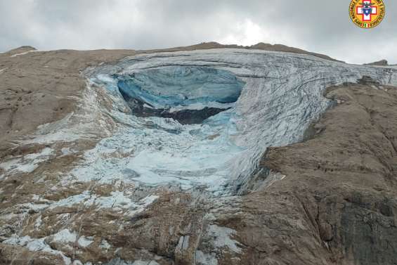 L'effondrement d'un glacier fait au moins six morts