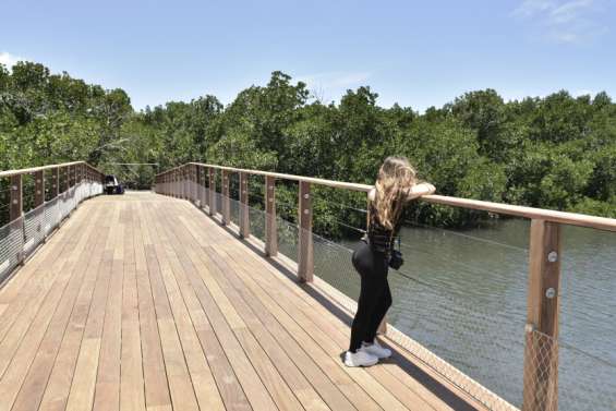 La mairie annonce l'ouverture de la passerelle du parc urbain