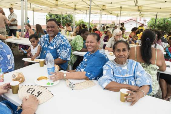 Noël symbolique au Secours catholique