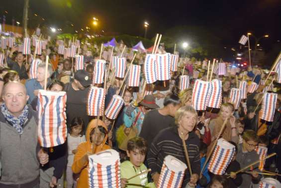 Défilé aux lampions annulé et feu d’artifice reporté à Nouméa
