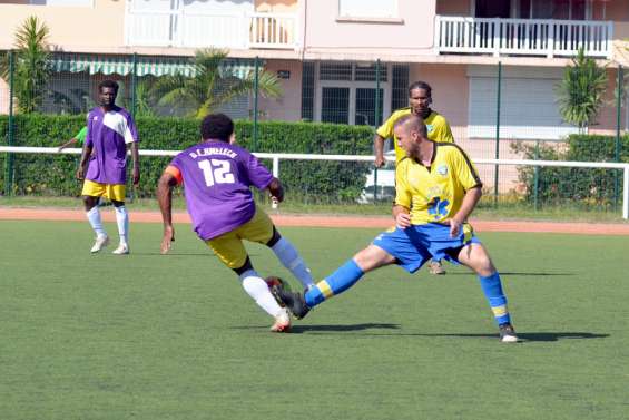 Les favoris au rendez-vous des demi-finales au Sud