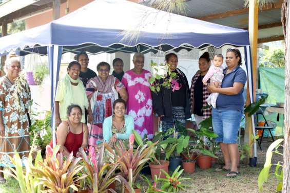 Les familles de la tribu de Bangou tiennent leur marché jusqu'à 16 heures ce dimanche