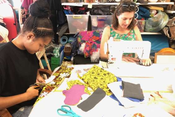Un atelier pour fabriquer des culottes de règles lavables