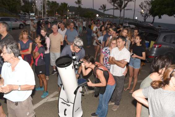 À Nouméa, Jupiter et Saturne, stars d'un soir