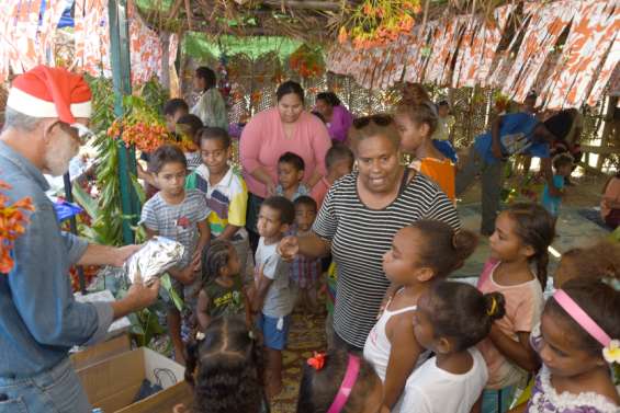 Un avant-goût de Noël dans les squats de Fort-Téréka 