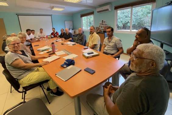 La province Sud à la rencontre des Bouraillais