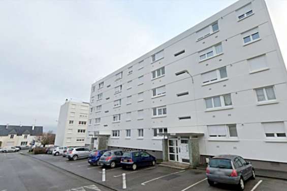 Bretagne : une Calédonienne tuée de 27 coups de couteau par son fils