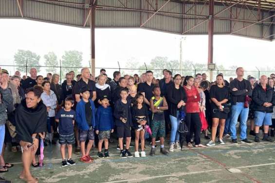 La province rencontre le collectif Stop aux incivilités