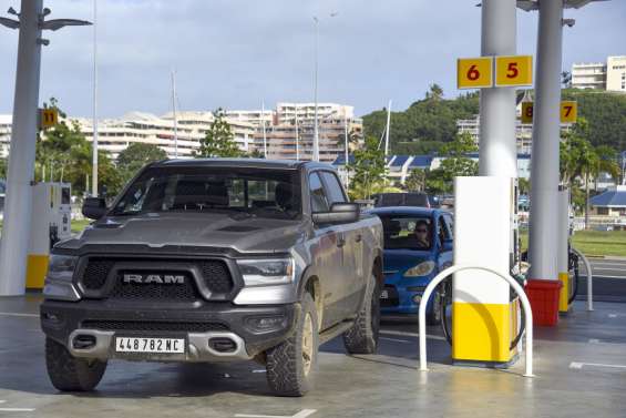Carburants : les prix vont encore grimper en août malgré une baisse des taxes