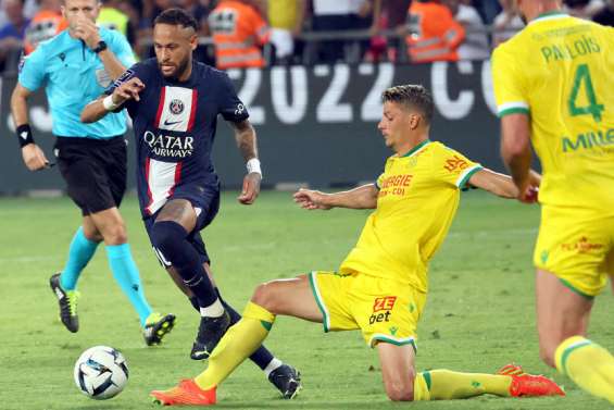 Football : Paris gagne le Trophée des champions, face à Nantes 