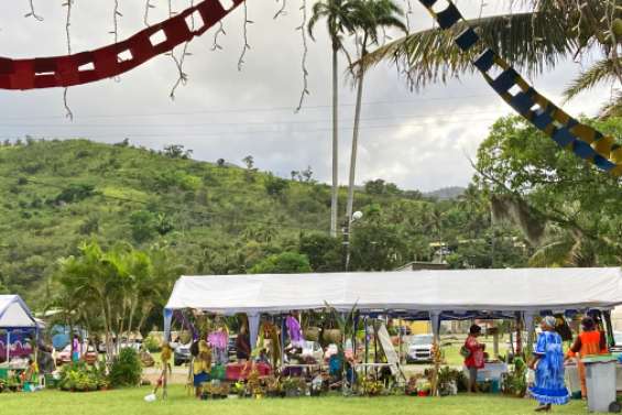 Le village de Canala s'anime pour la Coupe de Noël