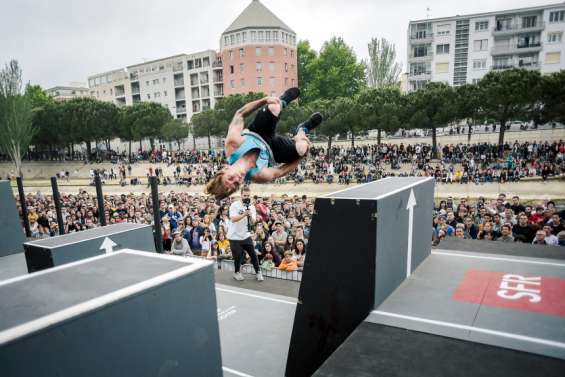 Le parkour tente de franchir l'obstacle olympique