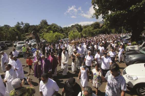 Dernier au revoir à Mgr Coppenrath