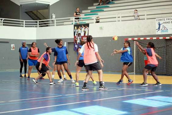 Un tournoi de handball réservé aux femmes