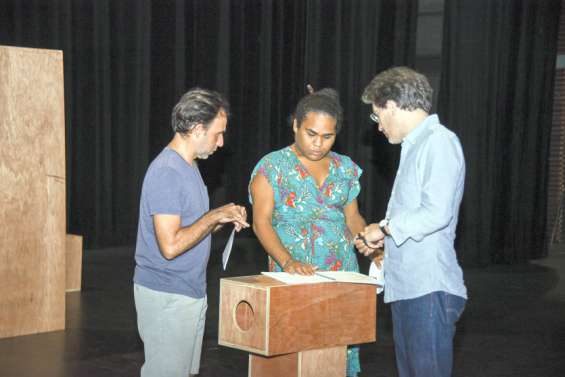 Fin bien ensemble, dernier volet d'une trilogie théâtrale drôle et engagée