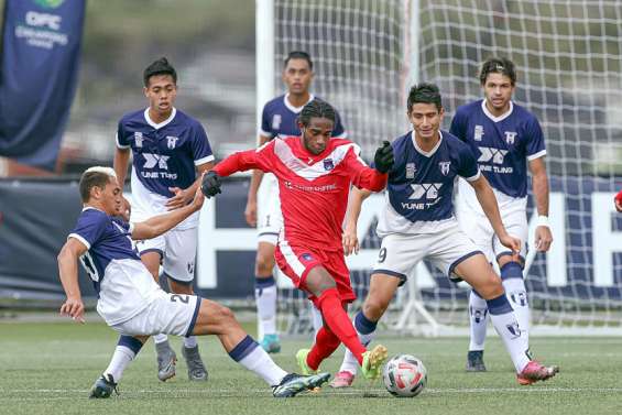 Football : un duel entre Tahiti et la Nouvelle-Calédonie dans le dernier carré océanien