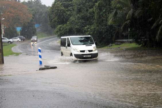 Dans le Grand Nouméa, les intempéries compliquent la vie des habitants