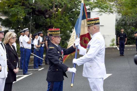 Le général Nicolas Matthéos installé officiellement à la tête de la gendarmerie