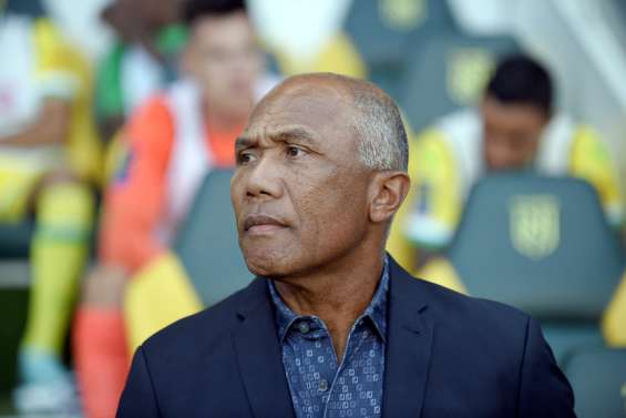 Football : Antoine Kombouaré se fait entendre sur le mercato 