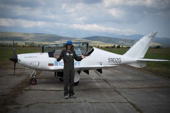 À 17 ans, un pilote d'ULM bat le record du tour du monde en solo