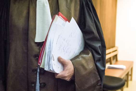 Le voleur de voiture de Thio condamné à deux ans et demi de prison