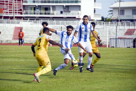 Hienghène reste dans le coup