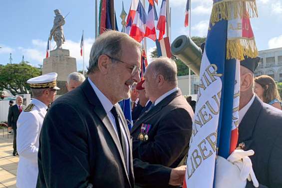 Le ministre Jean-François Carenco entame quatre jours de visite