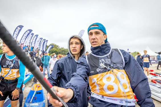  Stand up paddle : Vaïc rame sur les traces de son frère Noïc