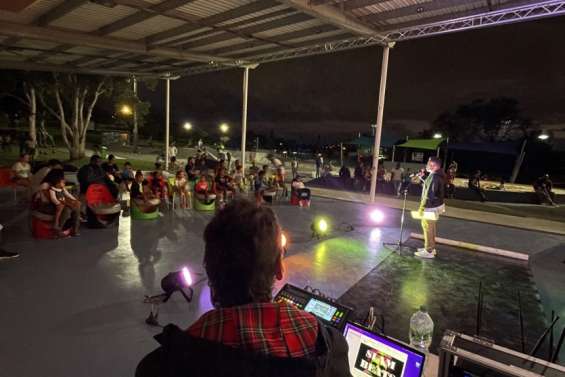 Slam ouvert avec Simane au Big up spot