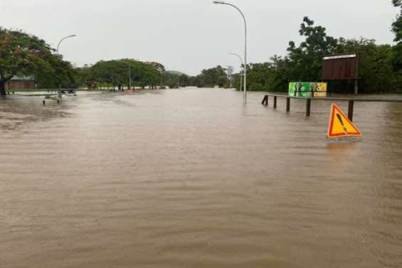 Bourail, Poya et Poum bloquées par les inondations