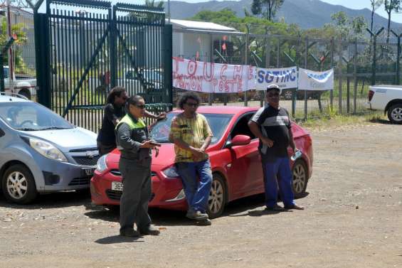 À Kouaoua, le plan de réduction des effectifs ne passe pas