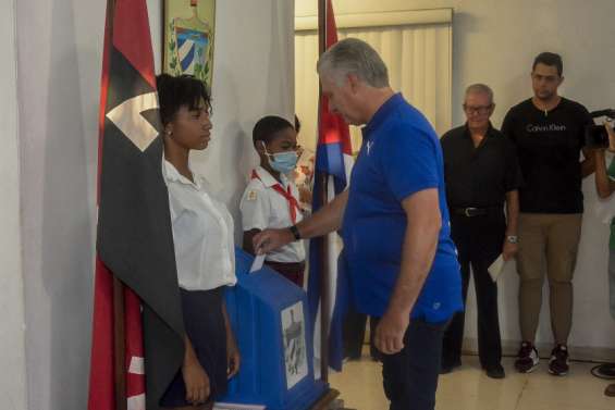 Code de la famille progressiste et mariage homosexuel approuvés