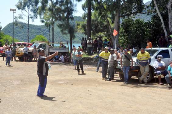 La grogne monte à Kouaoua contre le projet de réduction des effectifs SLN