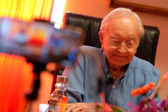 Encore cinq ans d'inéligibilité pour Gaston Flosse