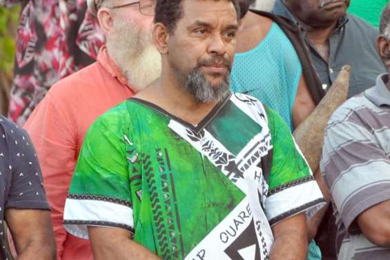 Le président du Sénat coutumier Hughes Vhemavhe contrôlé alcoolisé au volant à Nouméa