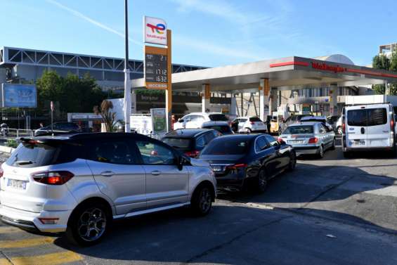 Frénésie autour des pompes à essence