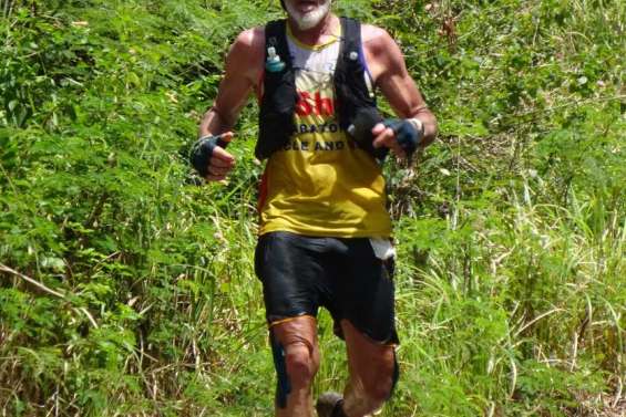 Hienghène vertigineux