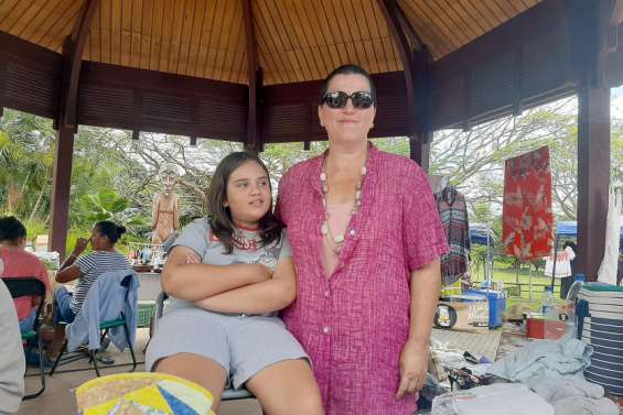 Tania Smith, organisatrice du vide-greniers et marché de Tan's, à La Foa
