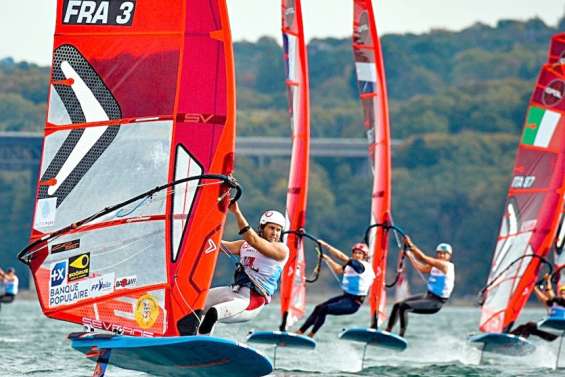 IQFoil : Thomas Goyard mène la flotte aux championnats du monde